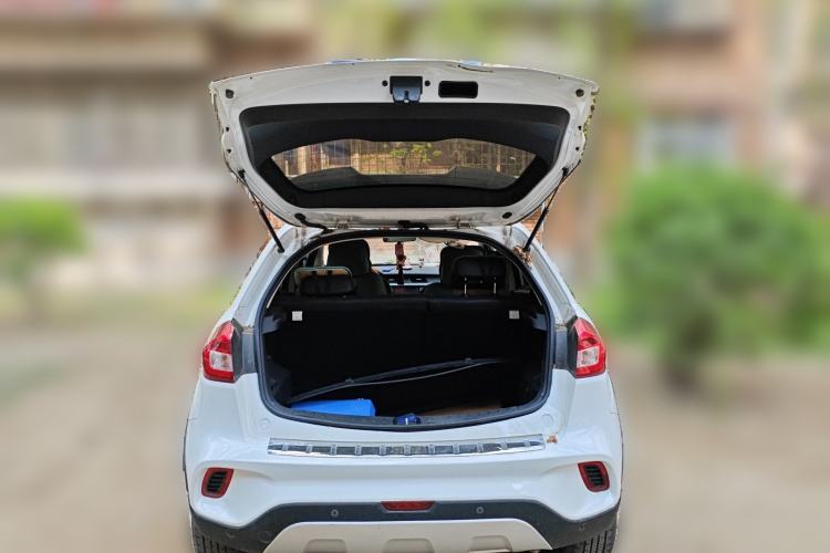 Used Geely Auto Vision X3 2017 1.5L Automatic Luxury Model
