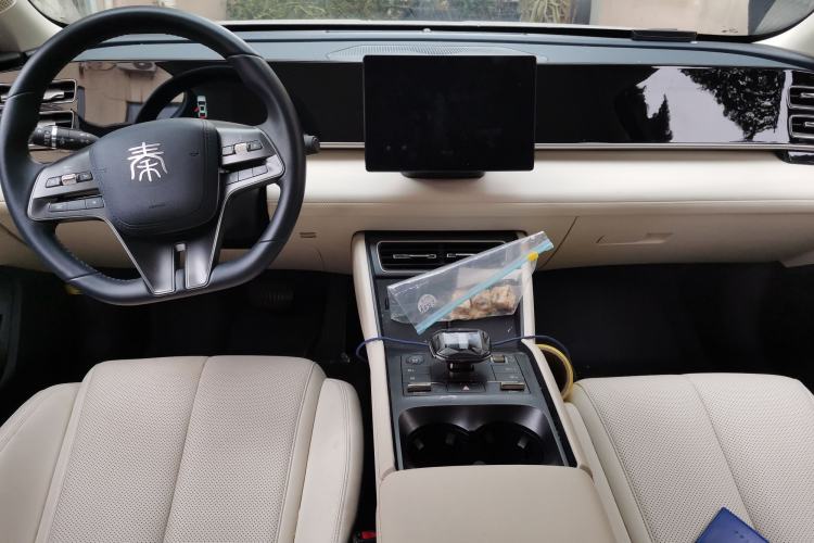 Used BYD Qin L 2024 DM-i 80KM Leading Model
