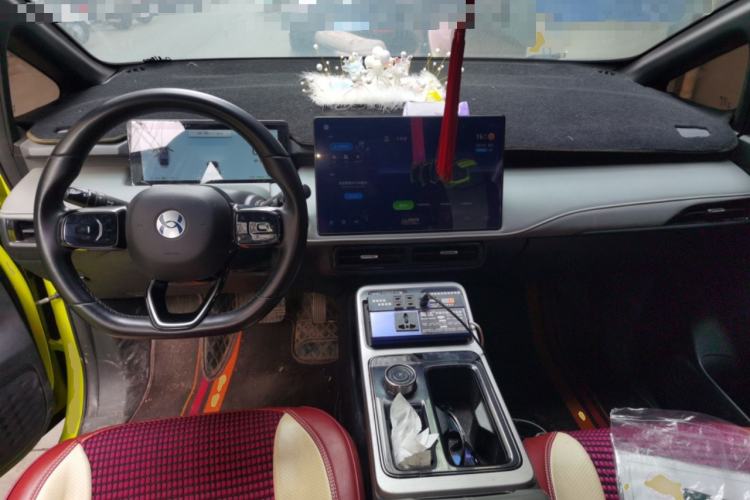 Used Hycan Z03 2021 Trendy Play Edition Center Console