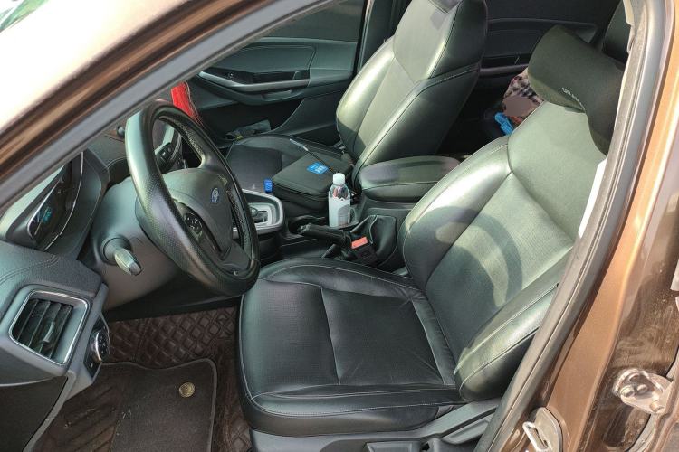 Used Ford Escort 2015 1.5L Automatic Fashion Model Left Front Seat