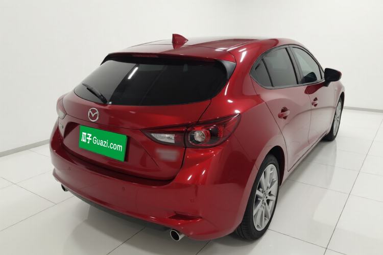 Used Mazda Mazda 3 Axela 2017 Hatchback 2.0L Automatic Sport Model China V Emission Standard