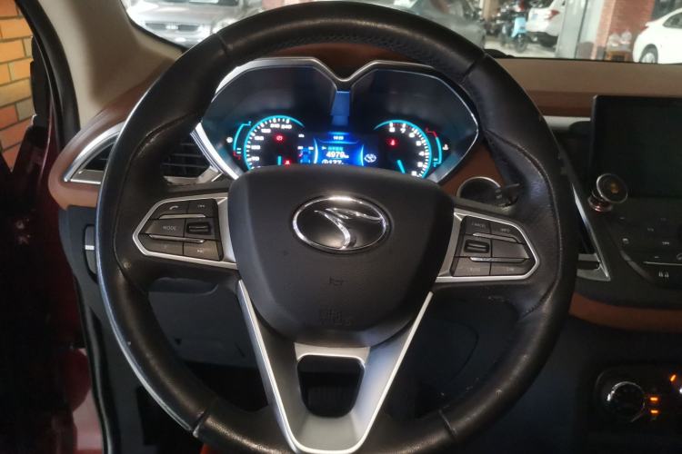 Used Soueast DX7 2017 1.5T Automatic Luxury Model