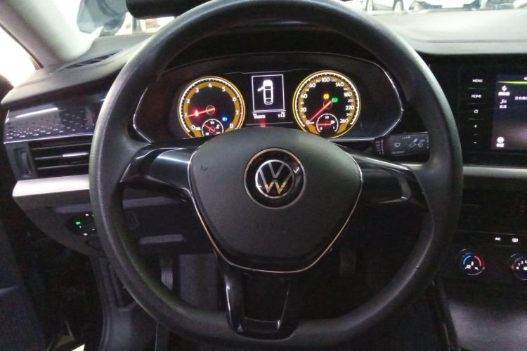 Used Volkswagen Passat 2020 Revised Version 280TSI Business Edition China VI Standard
