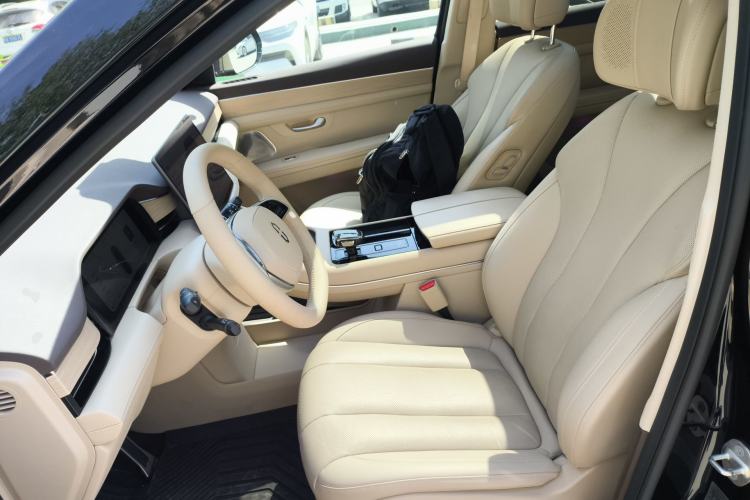 Used Hima AITO M7 2024 1.5T Intelligent Driving Rear-Drive Pro Version 5 Seats Ternary Lithium Battery Left Front Seat