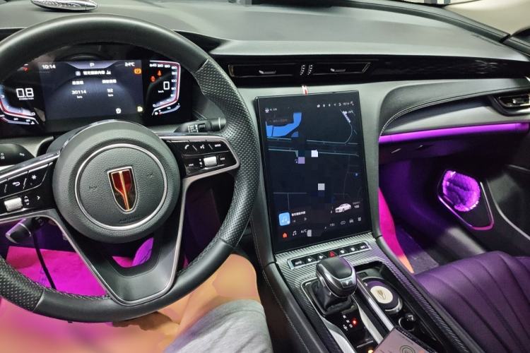 Used Hongqi H5 2024 1.5T DCT Smart Connect Flagship Edition Center Console