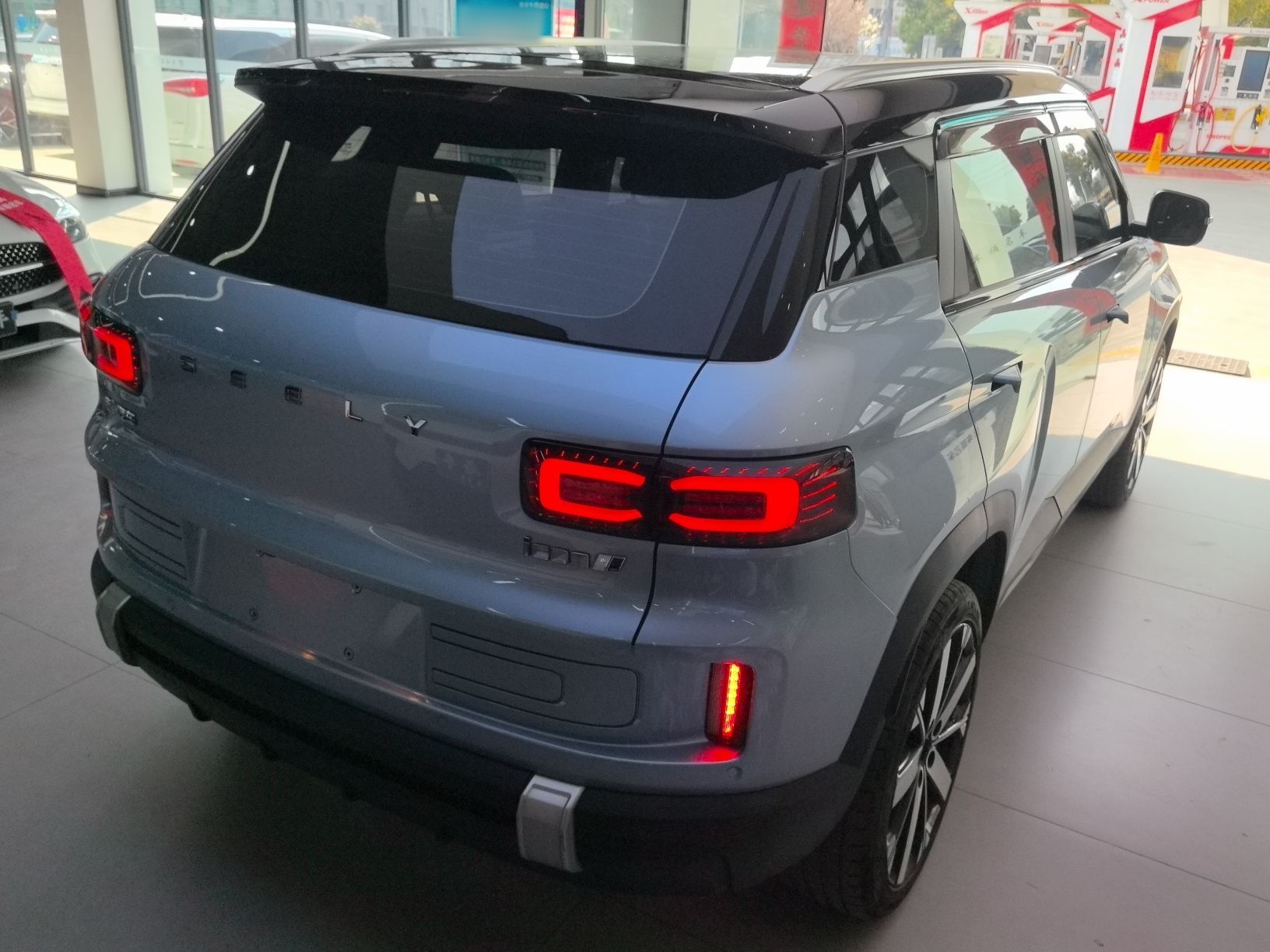 Geely Auto icon 2023 1.5TD Chocolate Smoothie Edition — снимка 6