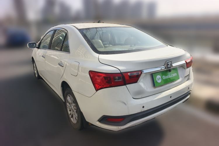 Used Zotye Z300 2016 New Vision 1.5L Manual Entry-Level Model
