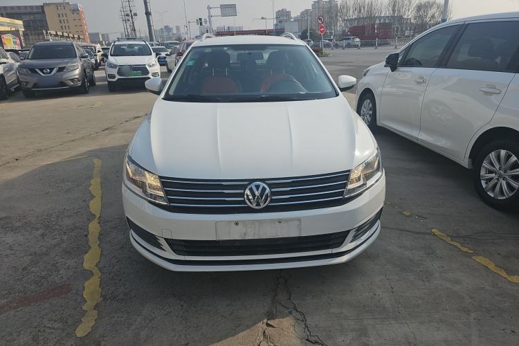 Used Volkswagen Gran Lavida 2017 1.6L Automatic Fashion Edition Front