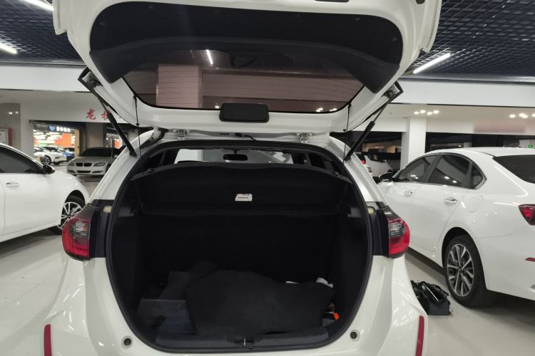 Used Honda Fit 2022 1.5L CVT Trendy Sunroof Edition
