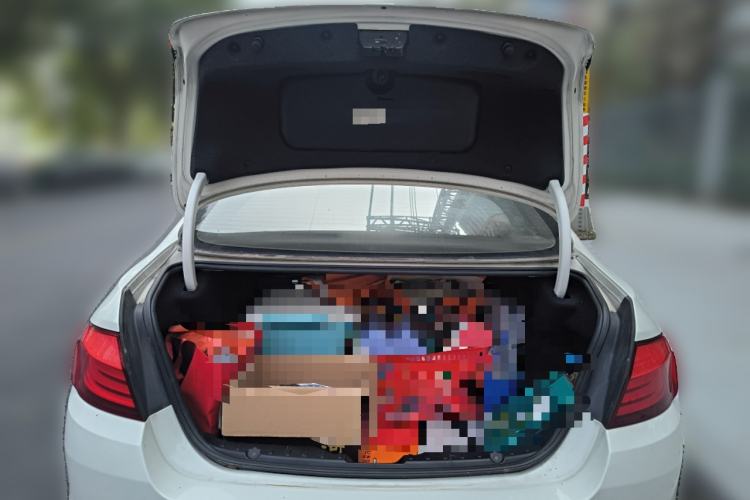 Used BMW 5 Series 2011 523Li Leading Model