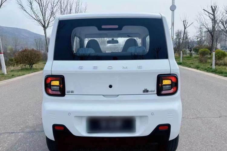 Used Geely Galaxy Panda 2024 Panda Mini 200km Endurance Bear
