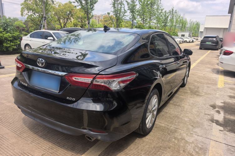 Used Toyota Camry 2021 2.0G Luxury Edition Exterior 6