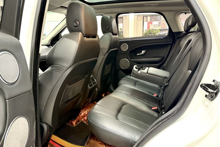 Used Land Rover Range Rover Evoque 2018 240 PS SE DYNAMIC Smart Edition