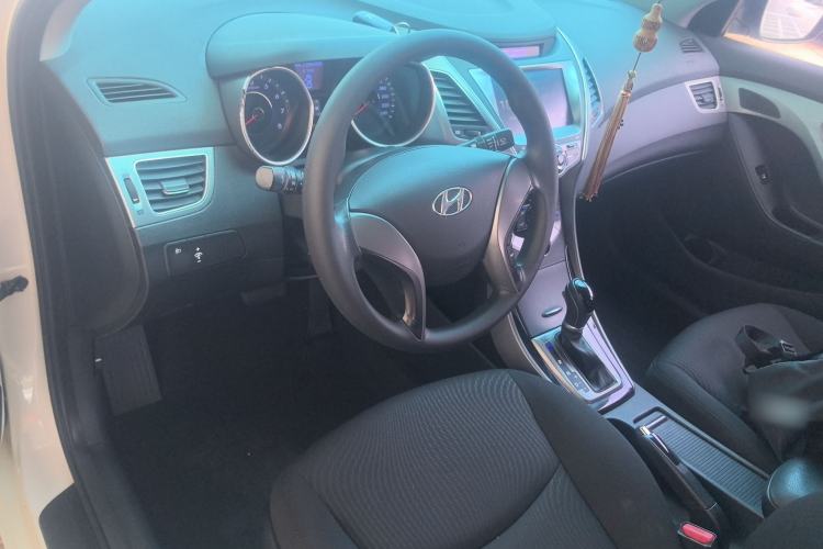 Used Hyundai Elantra (5th Generation / Langdong) 2015 1.6L Automatic Leading Model

