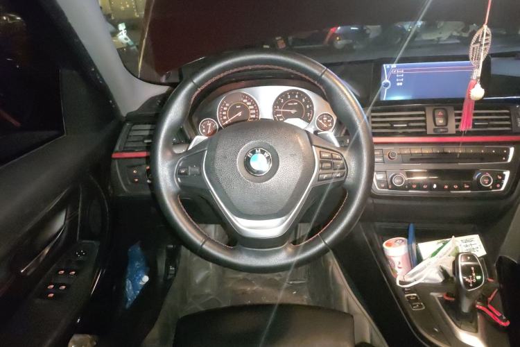 Used BMW 3 Series 2013 320i Sport Design Package