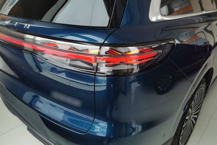 Used Chery T11 2026 Model 220 All-Wheel Drive Dual IMAX Theater Edition