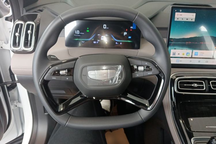 Used Geely Auto FX11 2025 4th Generation 1.5TD DCT – The Start Steering Wheel