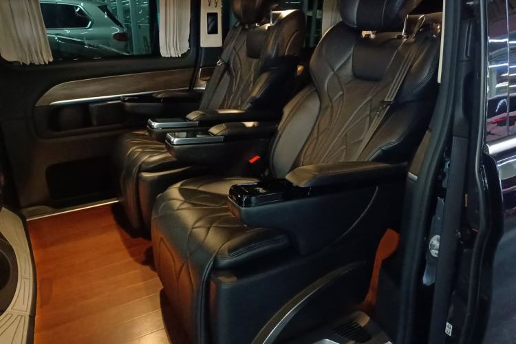 Used Mercedes-Benz V-Class 2021 V 260 L Long Wheelbase Prestige Edition Left Rear Seat