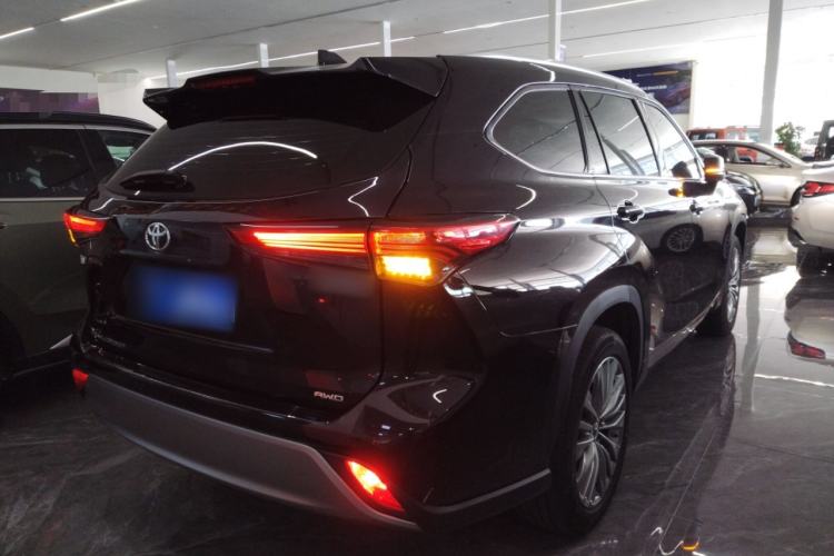 Used Toyota Highlander 2022 380T 4x4 Luxury Edition 7 Seats