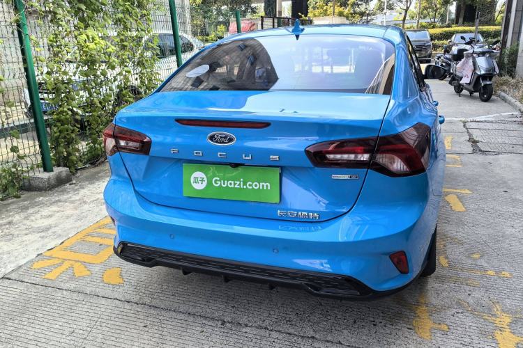 Used Ford Focus 2022 Sedan EcoBoost 180 Automatic Performance Edition
