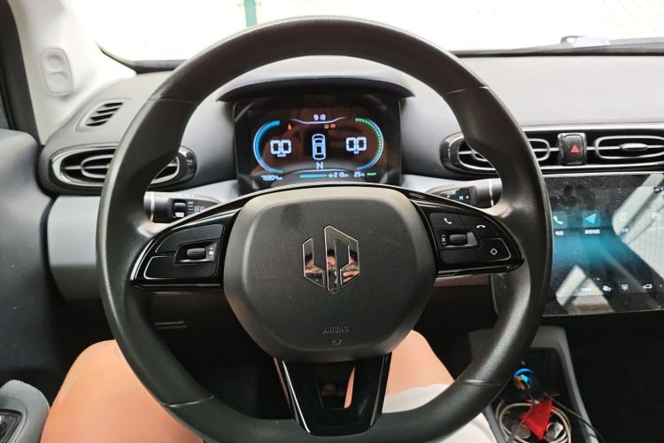 Used Leapmotor T03 2021 400 Lite Edition - Lithium-Ion Battery Steering Wheel