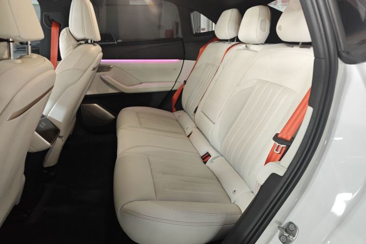 Used ONVO L60 2024 60 kWh Rear-Drive Version
