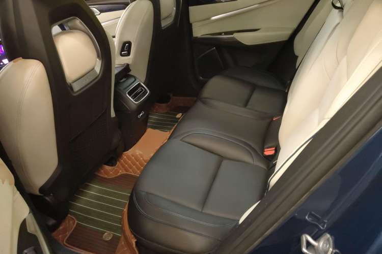 Used Lynk & Co 01 2019 2.0T Two-Wheel Drive Zhaopu Version China VI Standard