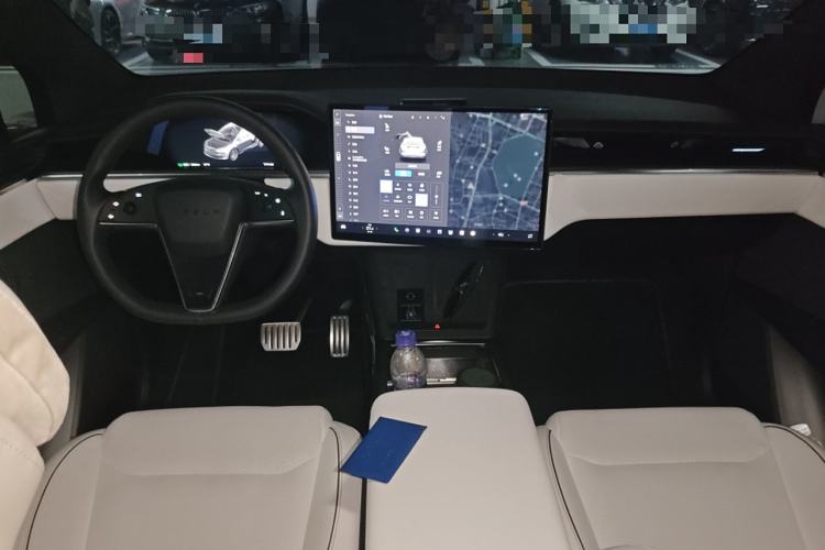 Used Tesla Model X 2023 Three-Motor All-Wheel-Drive Plaid Version Center Console