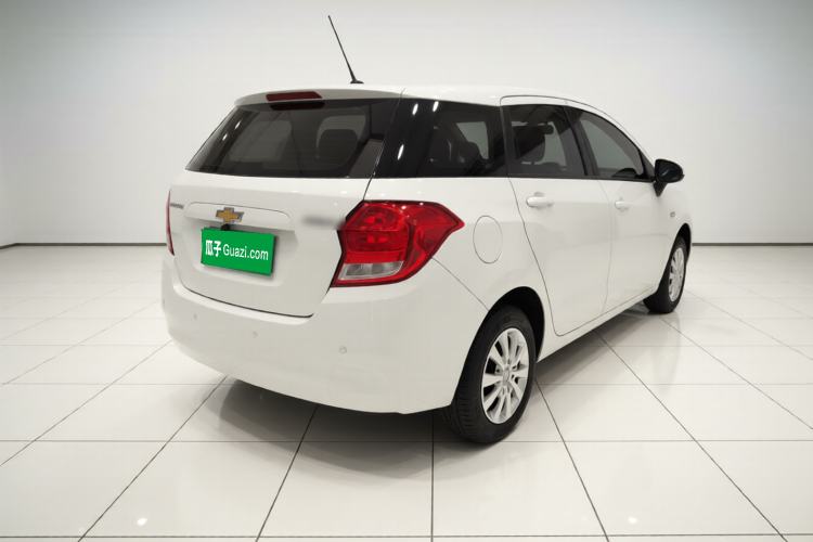 Used Chevrolet Lova RV 2016 1.5L Manual Comfort Edition Exterior 5