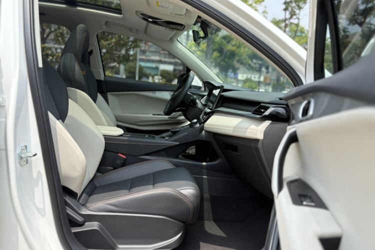 Used Lynk & Co 06 EM-P 2023 1.5T Remix PHEV Pro