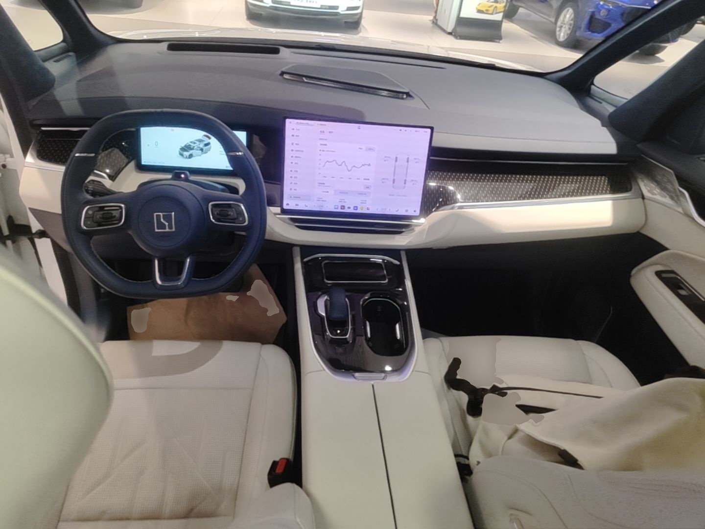 Zeekr 009 2024 Six-Seat Executive Version 4WD 108 kWh — снимка 12