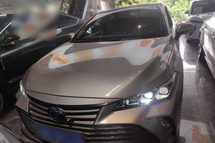 Used Toyota Avalon 2019 Dual-Engine 2.5L Luxury Edition China VI Standard