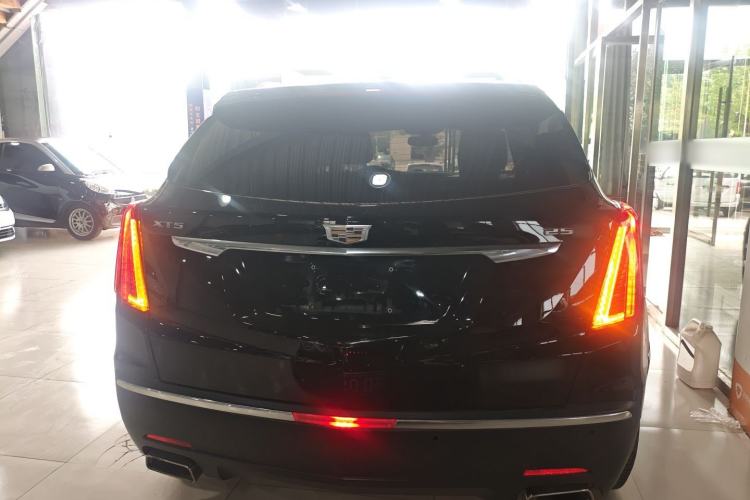 Used Cadillac XT5 2018 25T Luxury Model Rear