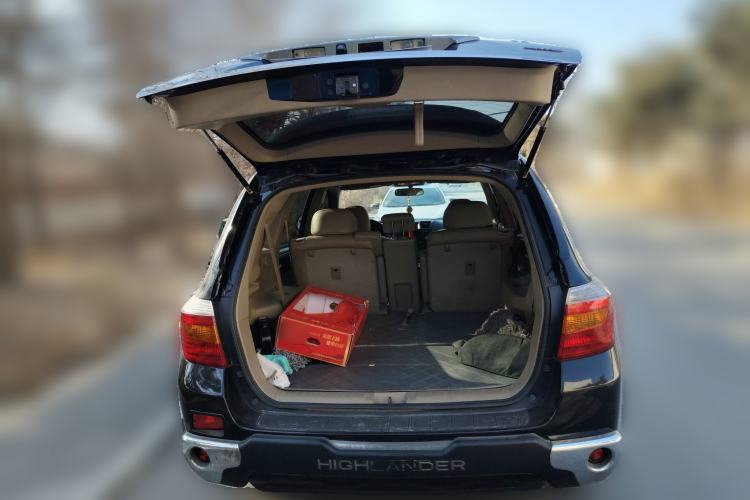 Used Toyota Highlander 2009 2.7L Two-Wheel Drive 7-Seater Luxury Navigation Edition Trunk