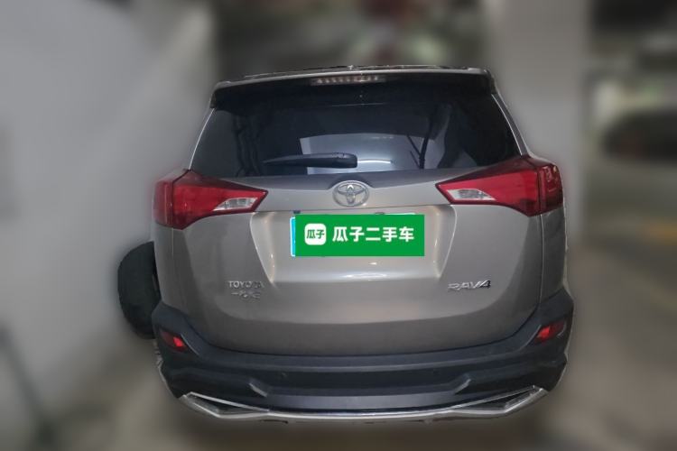 Used Toyota RAV4 2015 2.0L CVT Two-Wheel Drive Fashion Edition