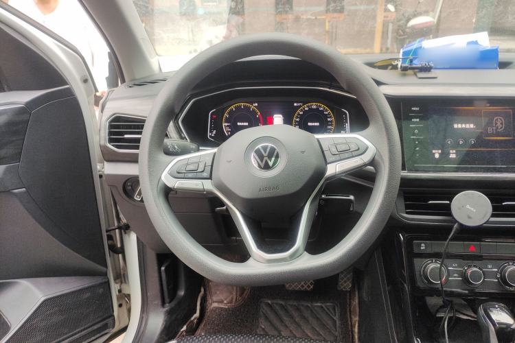 Used Volkswagen Tacqua 2020 1.5L Automatic Yue
