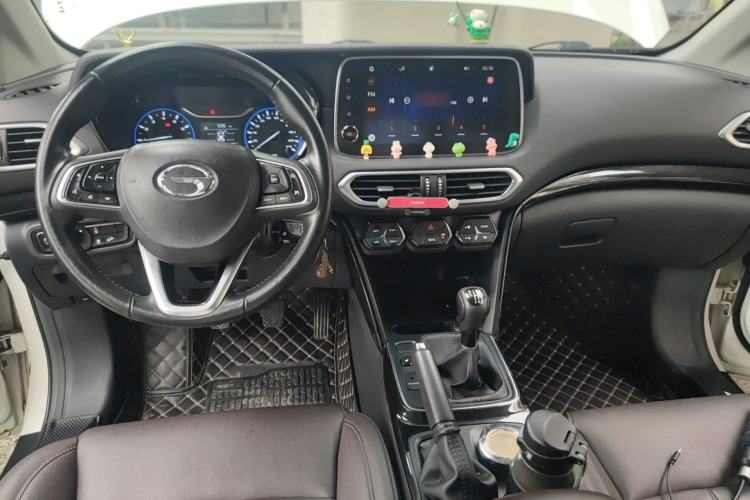 Used GAC Trumpchi GS4 2019 270T Manual Two-Wheel Drive Luxury Edition Center Console