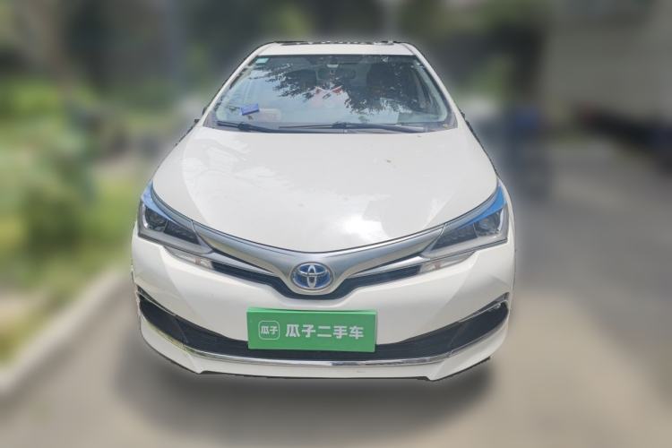 Used Toyota Corolla 2016 Dual-Engine 1.8L E-CVT Luxury Edition
