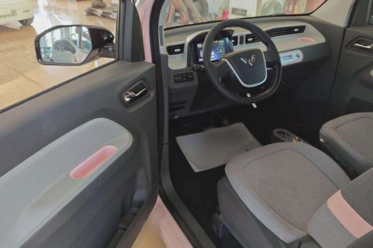 Used Wuling Hongguang MINIEV 2021 Macaron Premium Model – Lithium Iron Phosphate