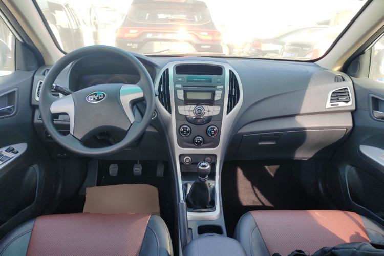 Used BYD F3 2015 Energy-Efficient Model 1.5L Manual Comfort Edition
