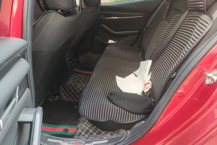 Used Mazda 3 Axela 2021 1.5L Automatic Zhiyue Edition Left Rear Seat