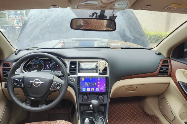 Used Haima M8 2017 1.8T Automatic Model