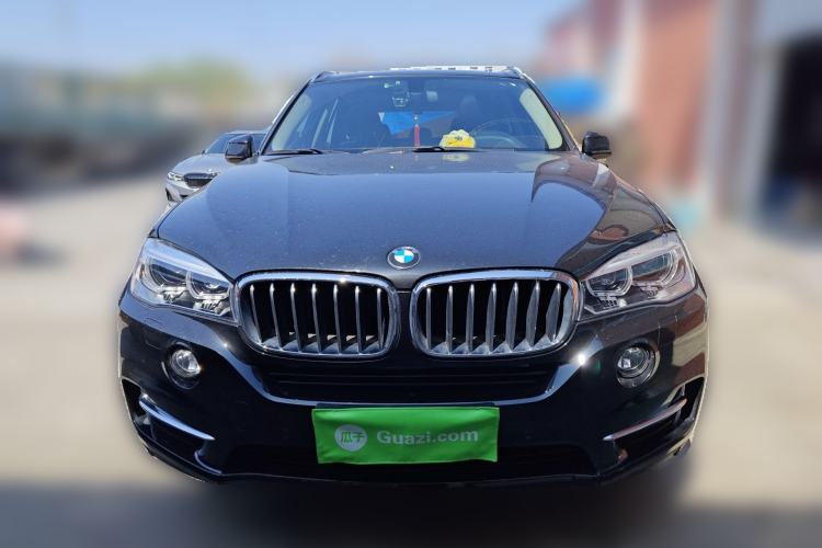 Used BMW X5 2017 xDrive28i Front