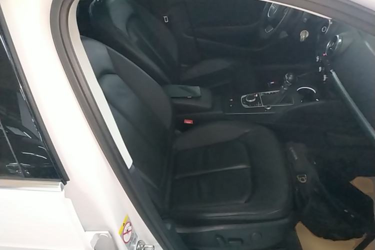 Used Audi A3 2014 Sportback 35 TFSI Automatic Comfort Model
