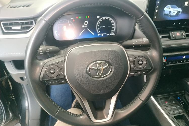 Used Toyota Wildlander 2023 2.0L CVT Four-Wheel Drive Luxury PLUS Edition