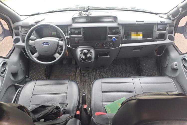 Used Ford Transit Custom 2016 2.2T Short-Wheelbase 6-Seater Mid-Roof Multi-Purpose Vehicle
