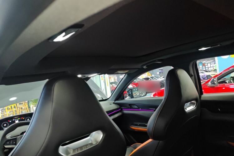 Used CHANGAN UNI-V 2024 1.5T High-Energy Version
