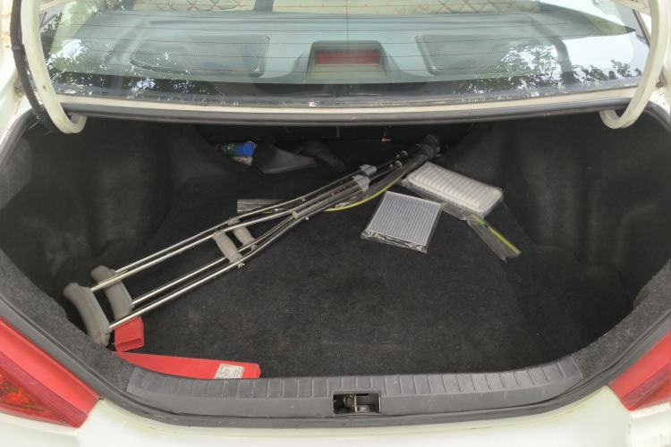 Used BYD F3 2015 Energy-Efficient Model 1.5L Manual Comfort Edition Trunk