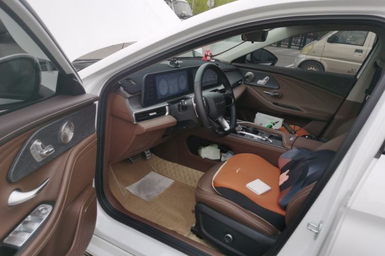 Used Chery Arrizo 8 2023 High-Performance Edition 2.0T DCT Powerfully Equipped
