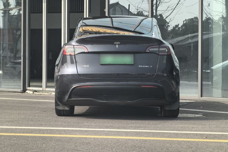 Used Tesla Model Y 2024 Rear-Wheel-Drive Version
